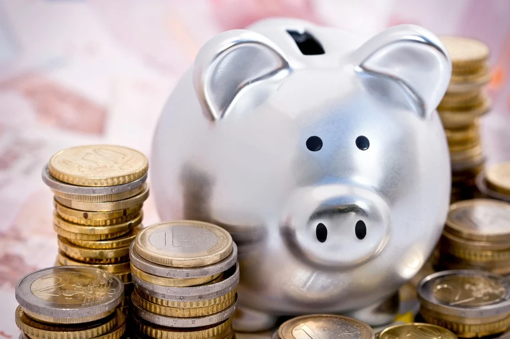 Bank account in Luxembourg-money