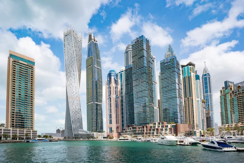 Vue sur les grattes-ciels de Dubaï
