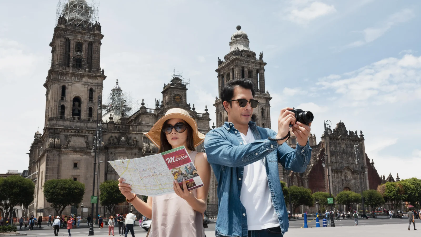 Expats in Mexico visiting