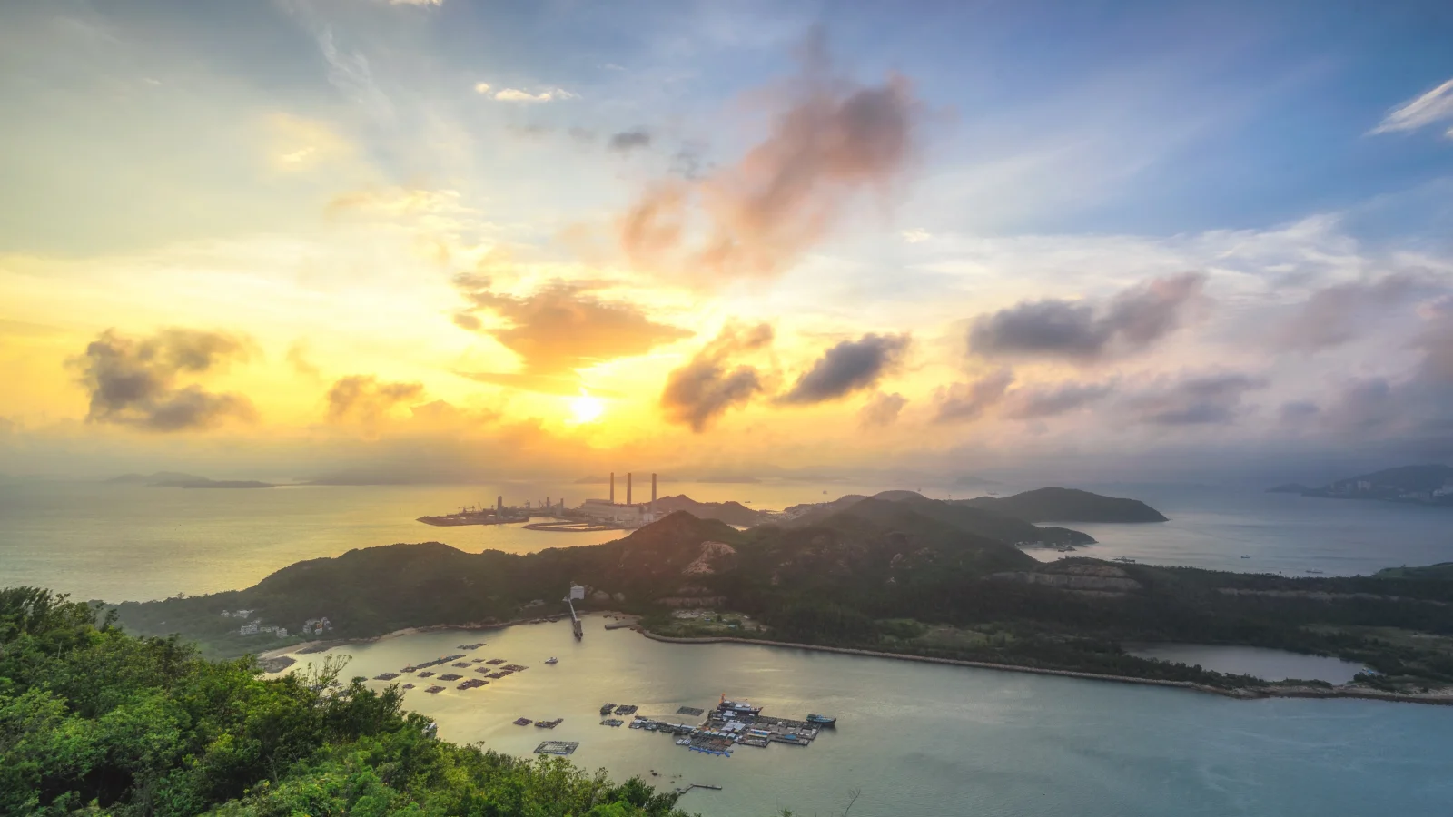 Paysage des Philippines au coucher du soleil.